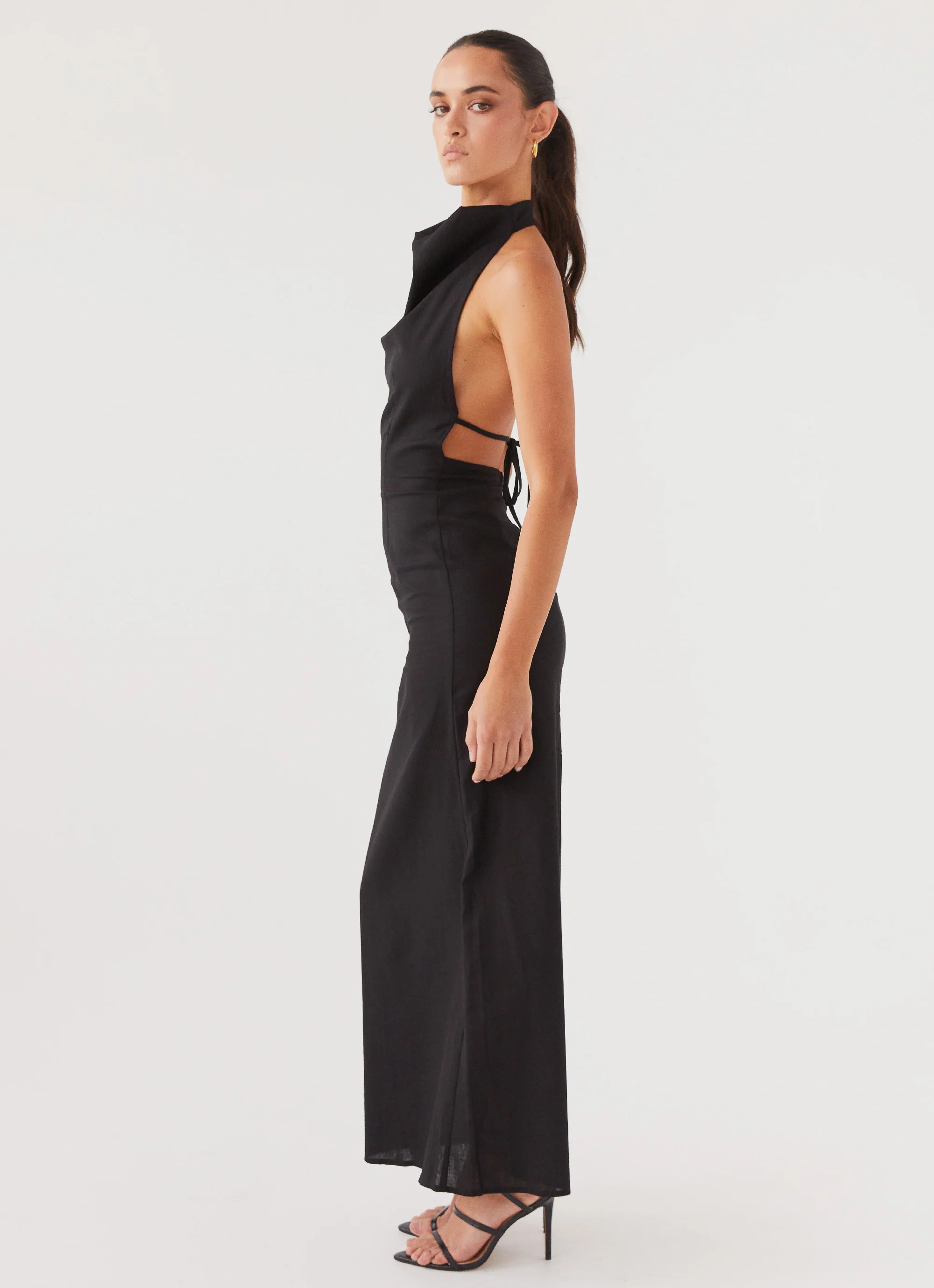 Cartia Linen Maxi Dress - Black - Image 4