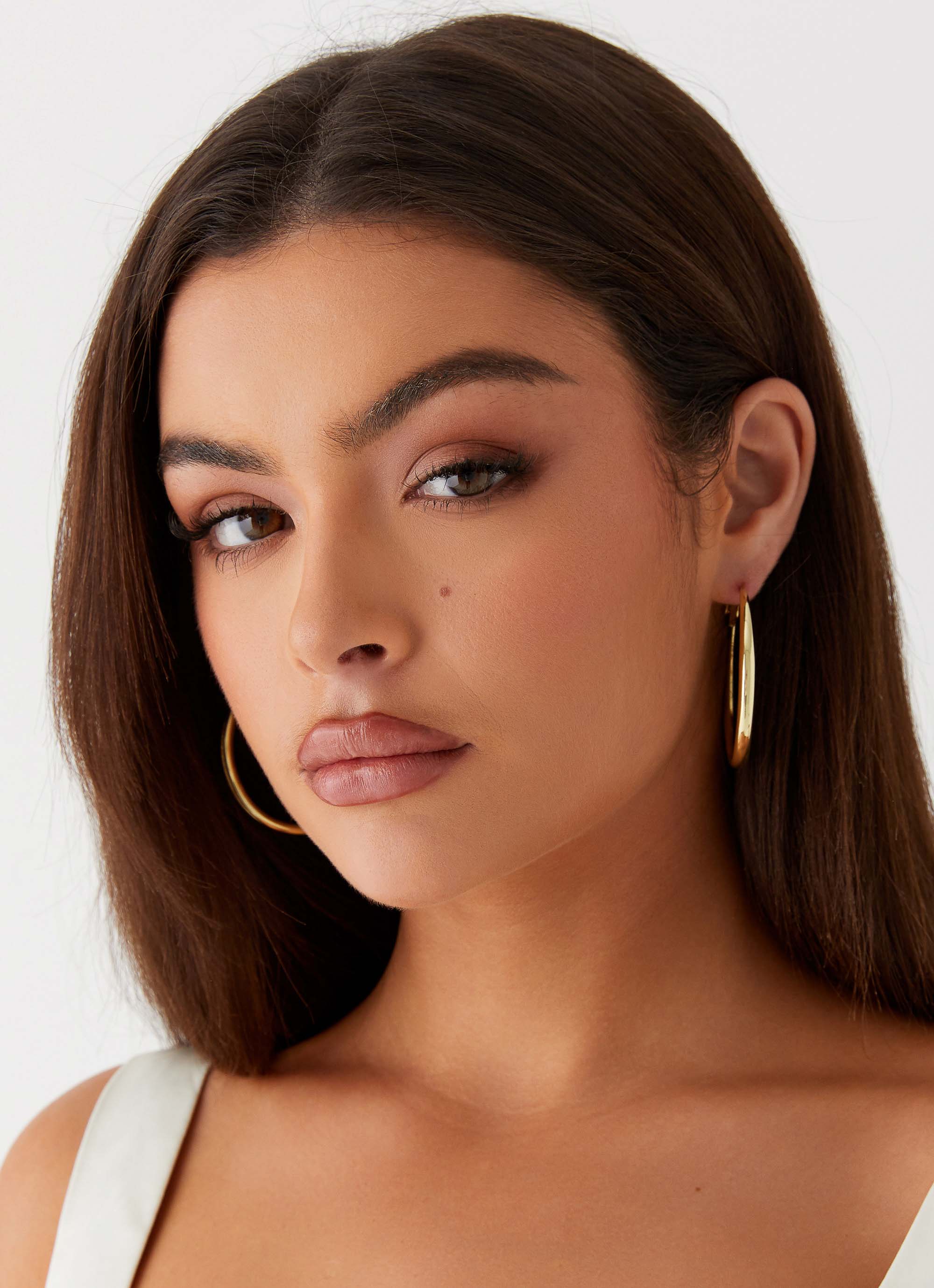 Mutual Feelings Earrings - Gold - Image 4