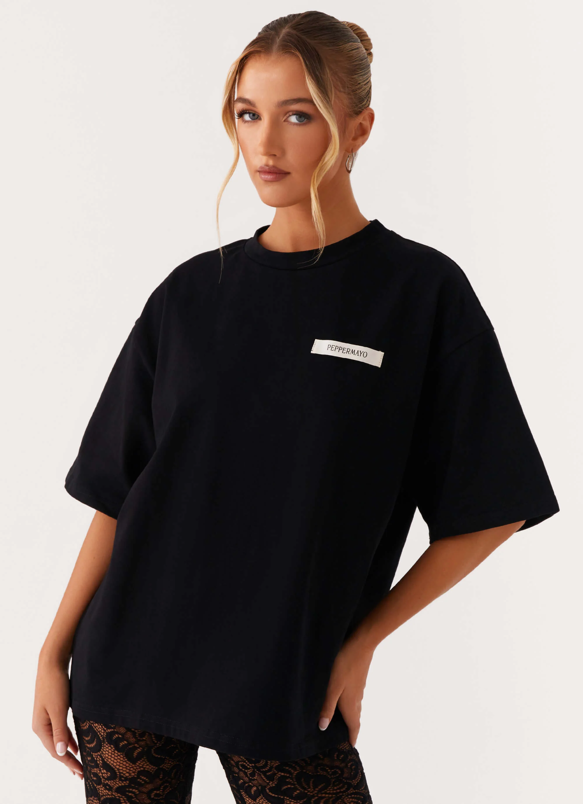 Signature Oversized Tee - Black - Image 6