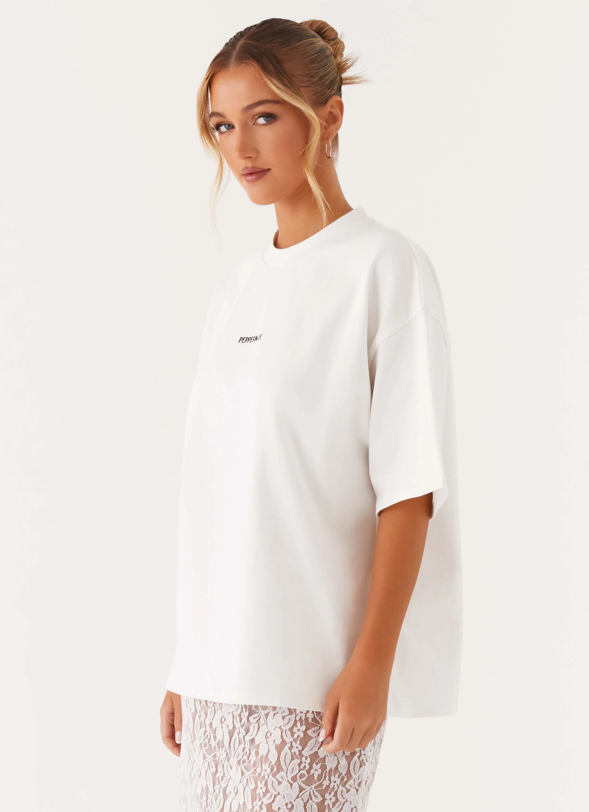 Signature Oversized Tee - White - Image 5